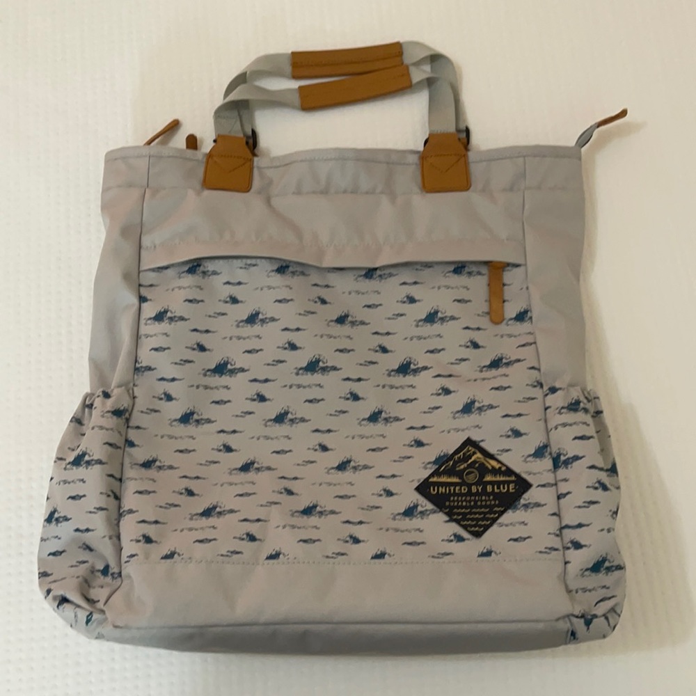 UNITED BY BLUE Summit Convertible Tote Pack